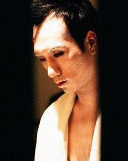 演员洪原,光影交织，演绎人生百态